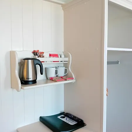 Fairwinds Guest Гостевой дом 3*