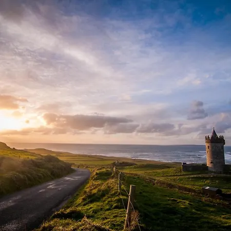 Fairwinds Guest Doolin