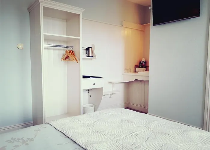 Fairwinds Guest Doolin